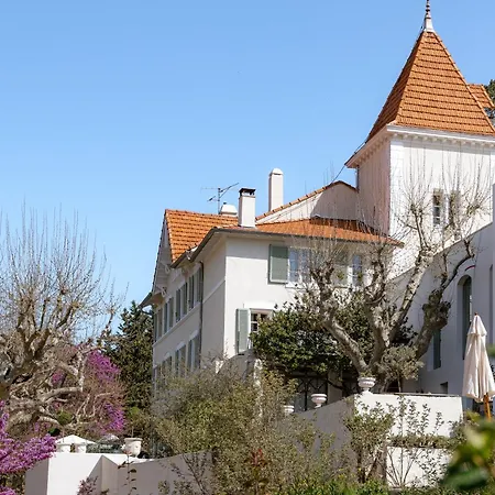 Chateau Pimo ホテル