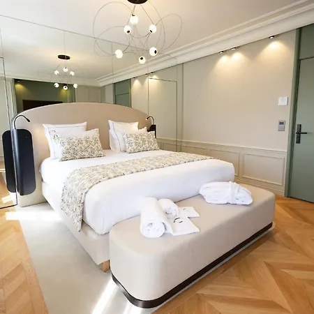 Chateau Pimo 5*